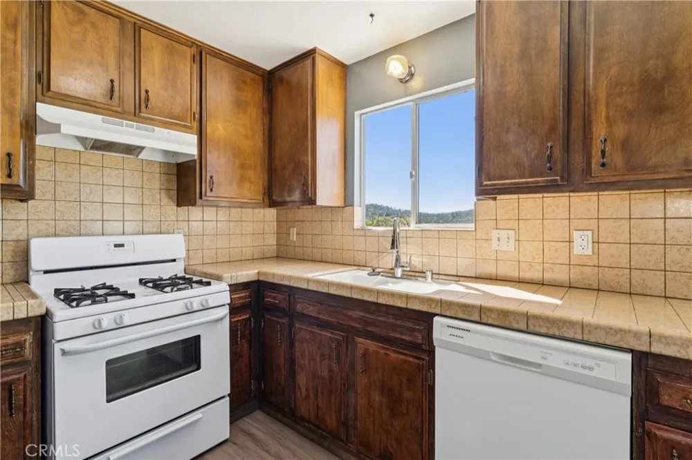 831 Madera Lake Arrowhead, CA 92352