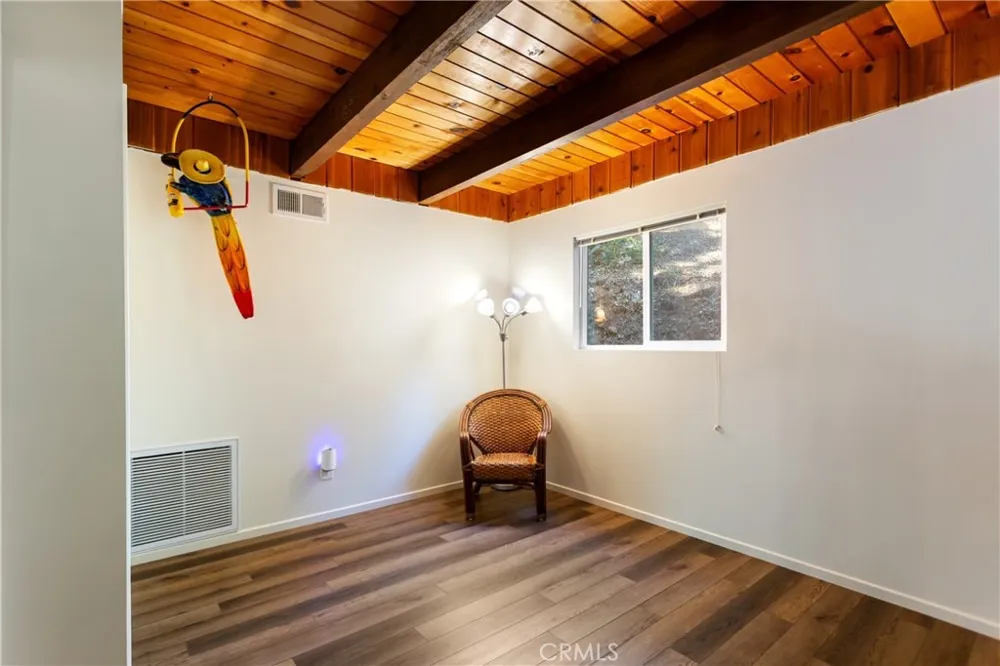 24948 Faulhorn Drive Crestline, CA 92325