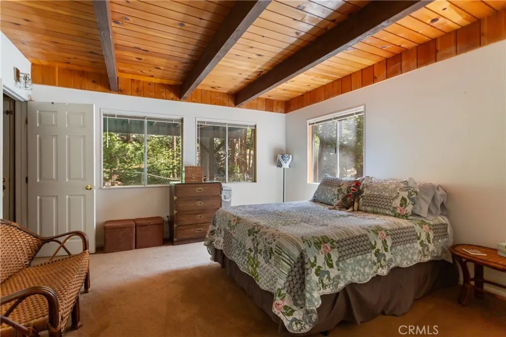 24948 Faulhorn Drive Crestline, CA 92325