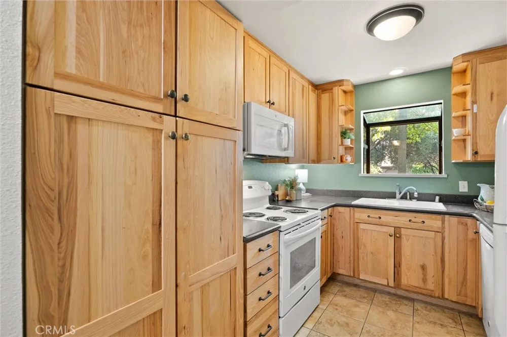 2946 Pennyroyal Chico, CA 95928