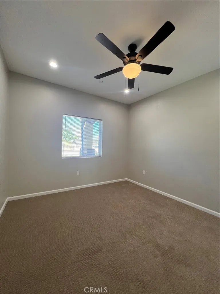 40546 172nd Street East Lake Los Angeles, CA 93525