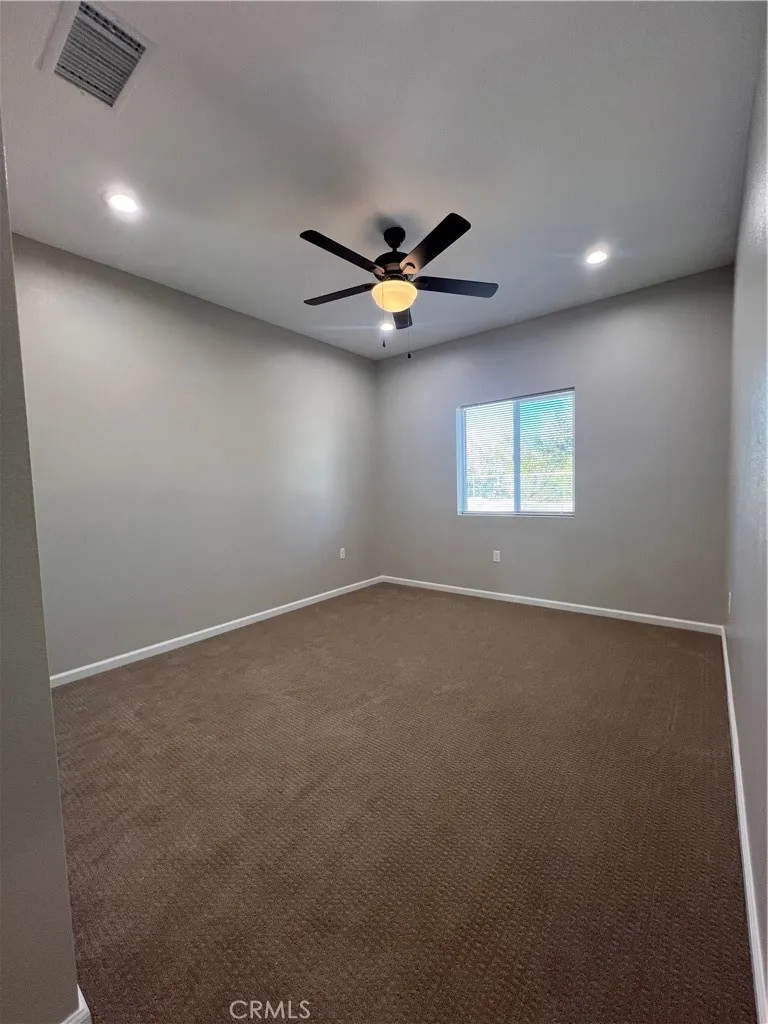 40546 172nd Street East Lake Los Angeles, CA 93525