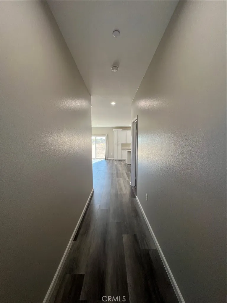 40546 172nd Street East Lake Los Angeles, CA 93525