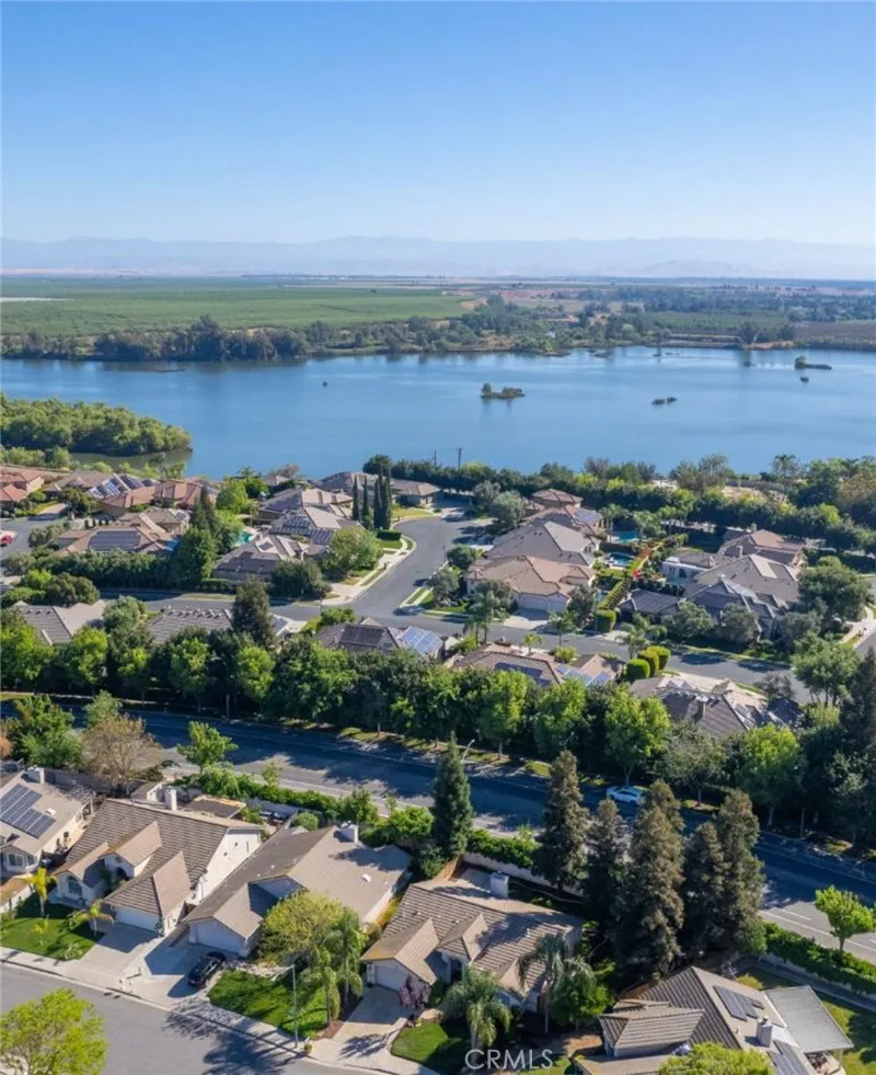 4994 W Decatur Fresno, CA 93722