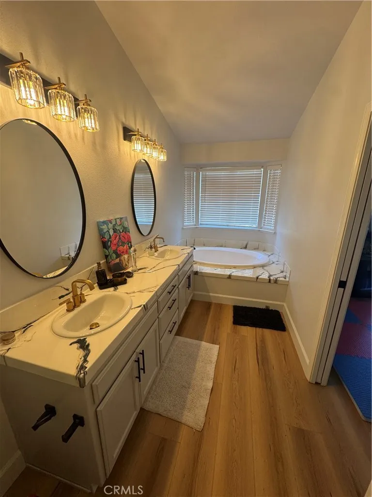 4994 W Decatur Fresno, CA 93722