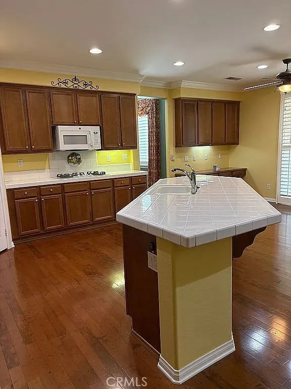 32819 Heversham Court Menifee, CA 92584