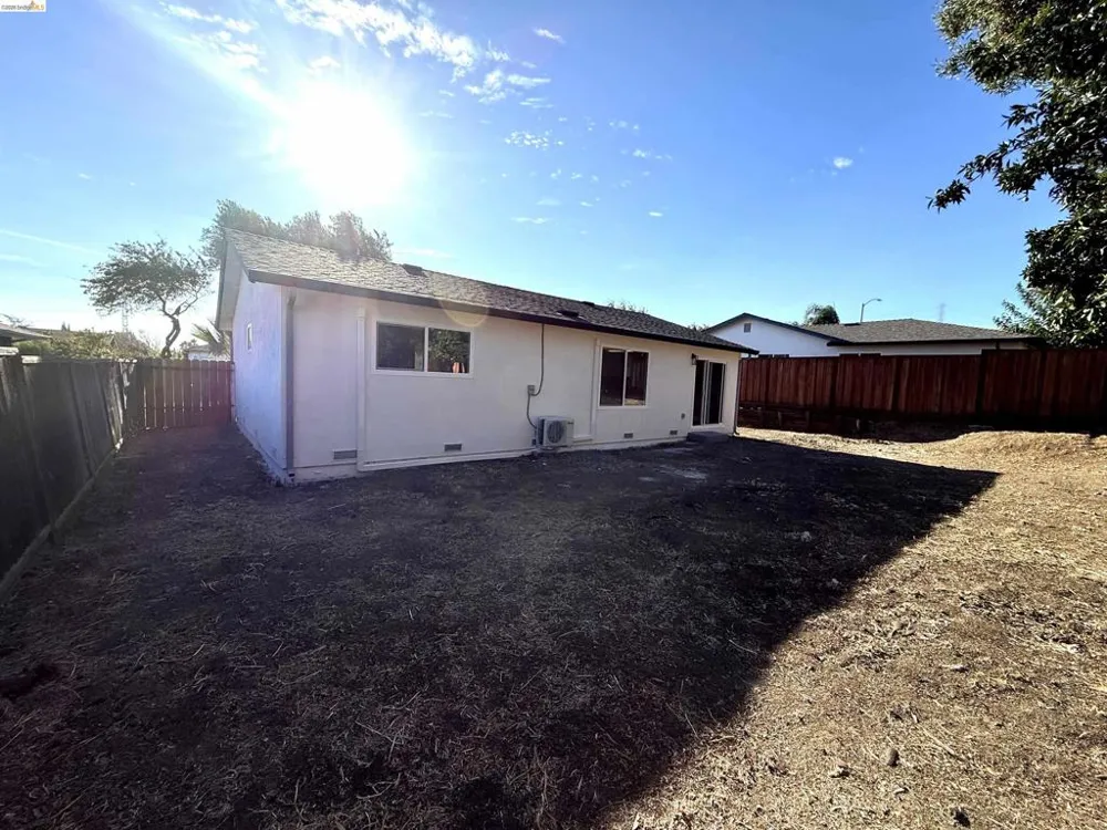 2188 Jacqueline Dr Pittsburg, CA 94565