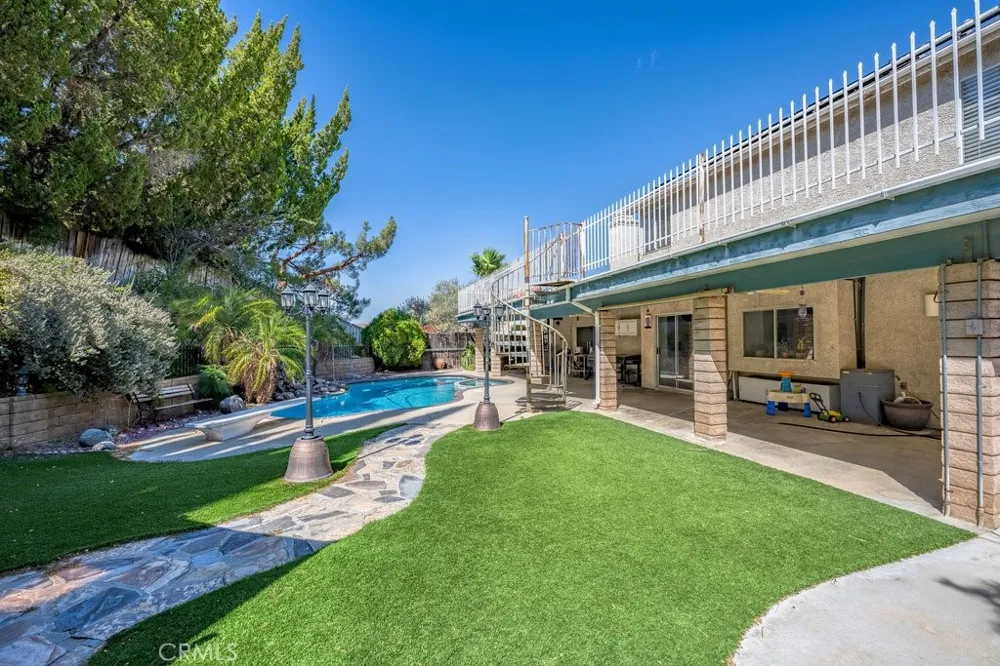 39463 Middleton Palmdale, CA 93551