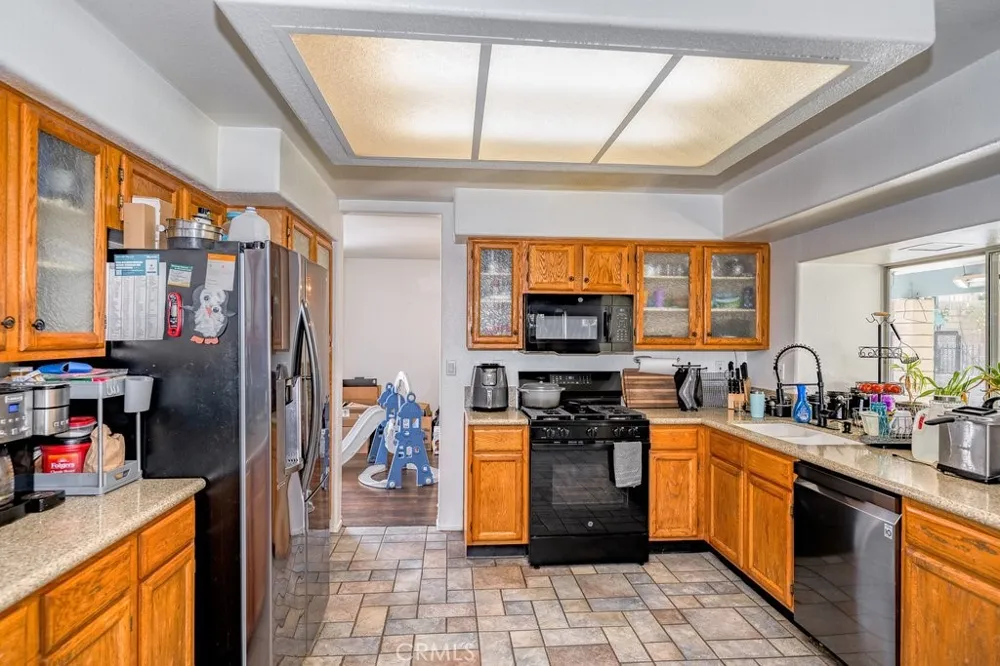 39463 Middleton Palmdale, CA 93551