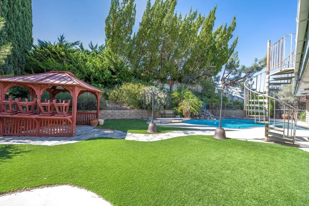 39463 Middleton Palmdale, CA 93551