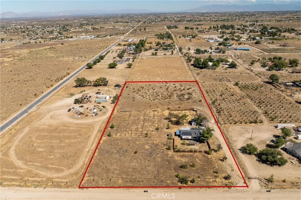 11221 Valle Vista Phelan, CA 92371
