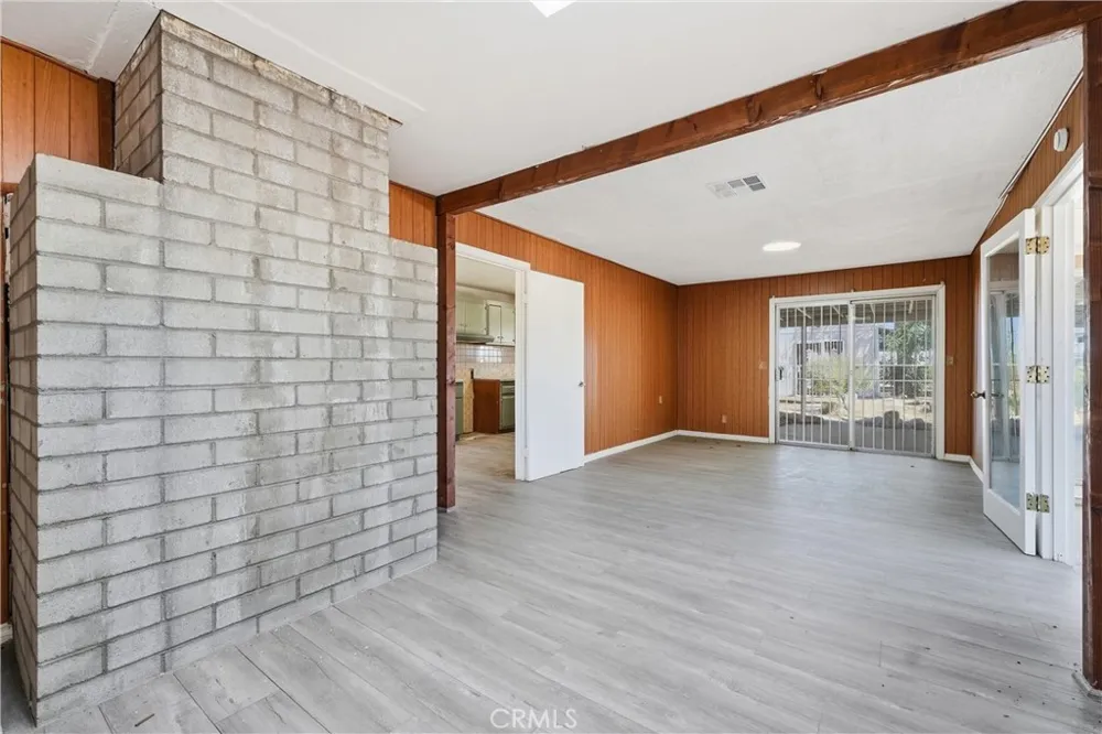 11221 Valle Vista Phelan, CA 92371