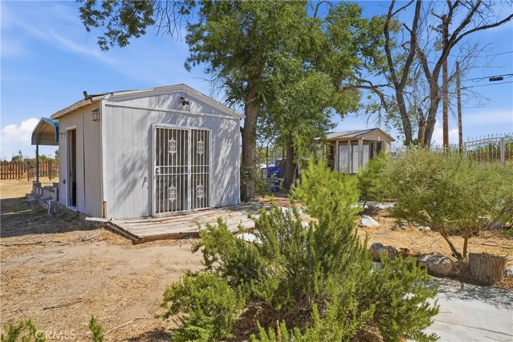11221 Valle Vista Phelan, CA 92371