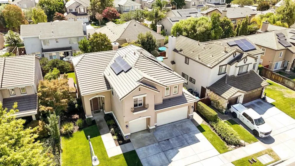 1510 Sunrise Dr Gilroy, CA 95020