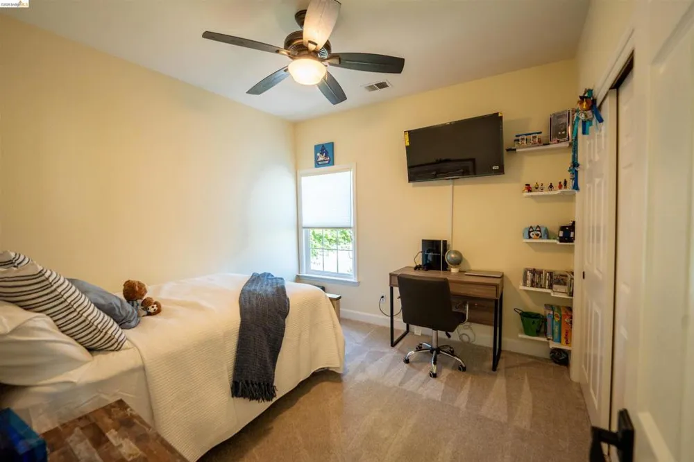 1510 Sunrise Dr Gilroy, CA 95020