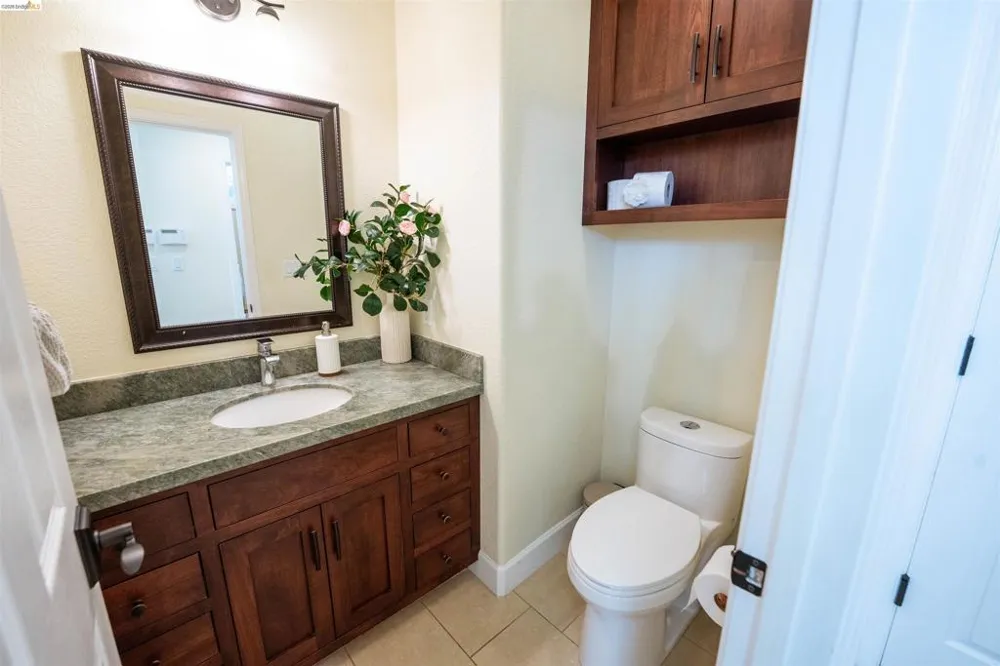 1510 Sunrise Dr Gilroy, CA 95020
