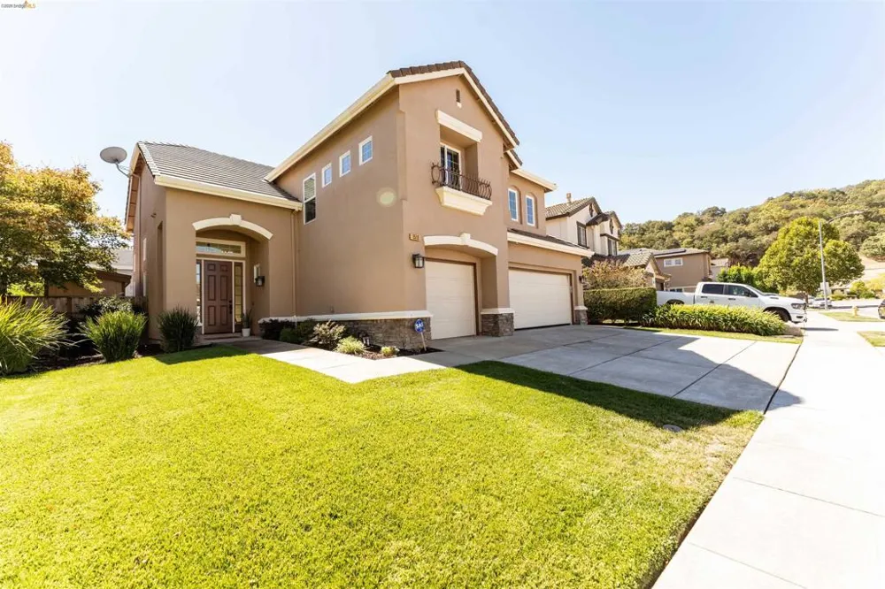 1510 Sunrise Dr Gilroy, CA 95020