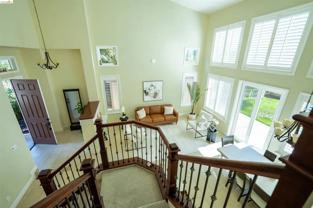 1510 Sunrise Dr Gilroy, CA 95020