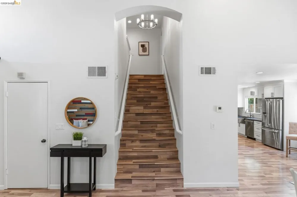 2239 Southwest Ct Martinez, CA 94553
