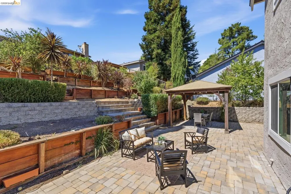 2239 Southwest Ct Martinez, CA 94553