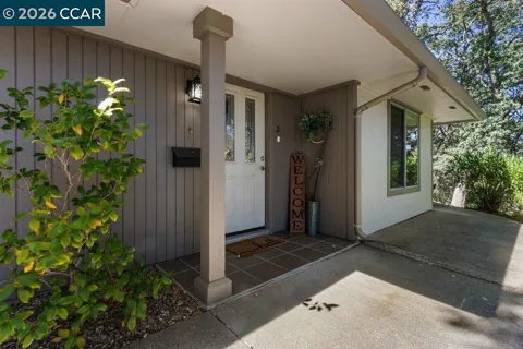 2877 Ptarmigan Dr #2