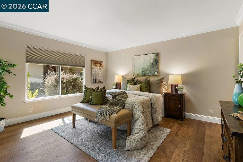 2877 Ptarmigan Dr #2 Walnut Creek, CA 94595