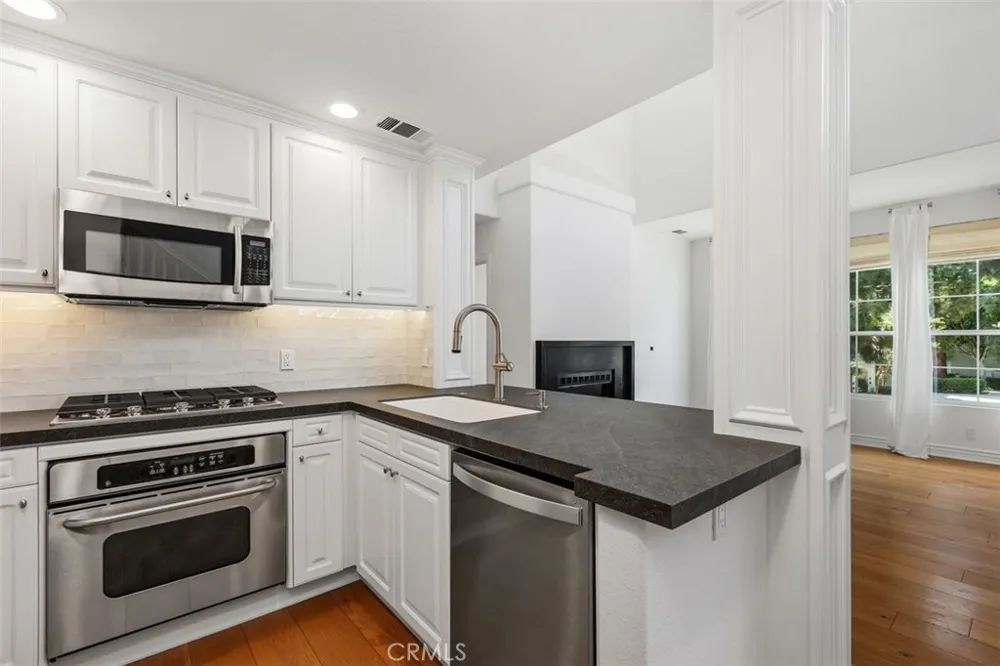 54 Anjou Newport Coast, CA 92657