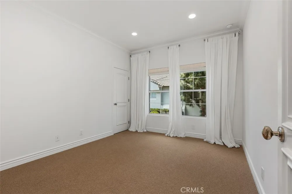 54 Anjou Newport Coast, CA 92657