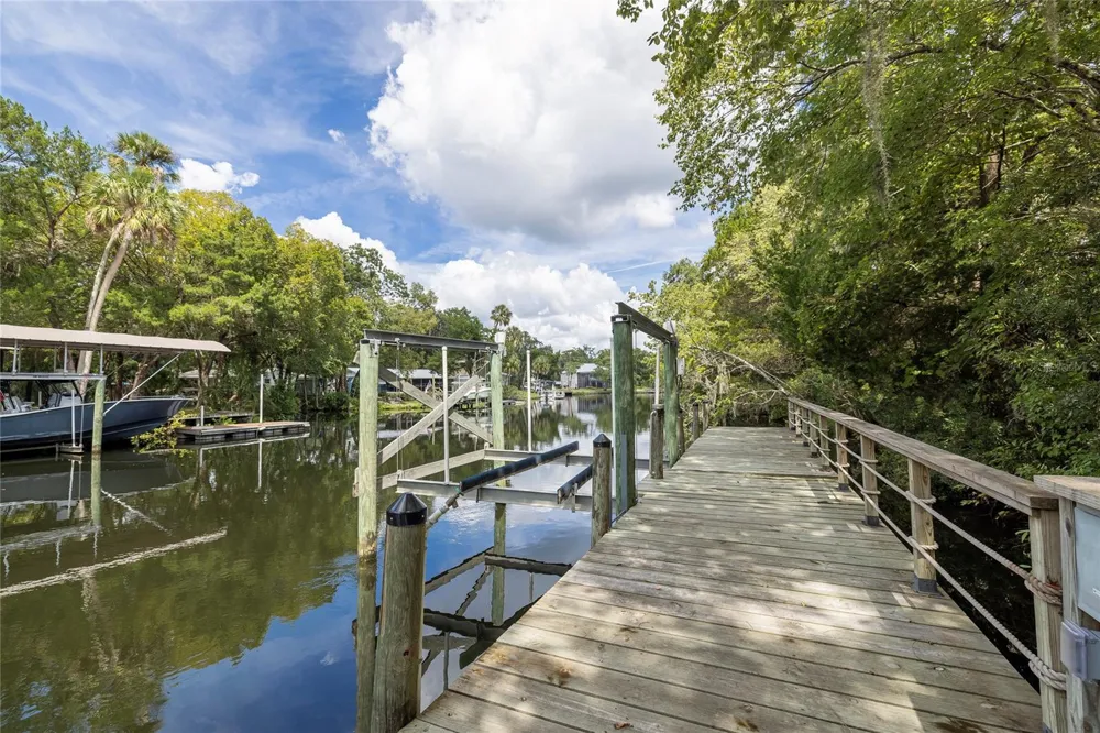 11772 RIVER SOUND PATH Inglis, FL 34449