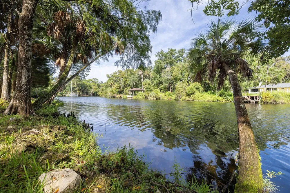 11772 RIVER SOUND PATH Inglis, FL 34449