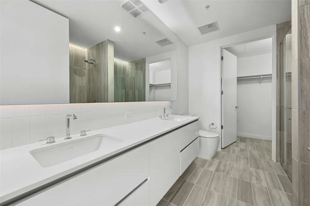 313 W 17th Street #2305 Austin, TX 78701