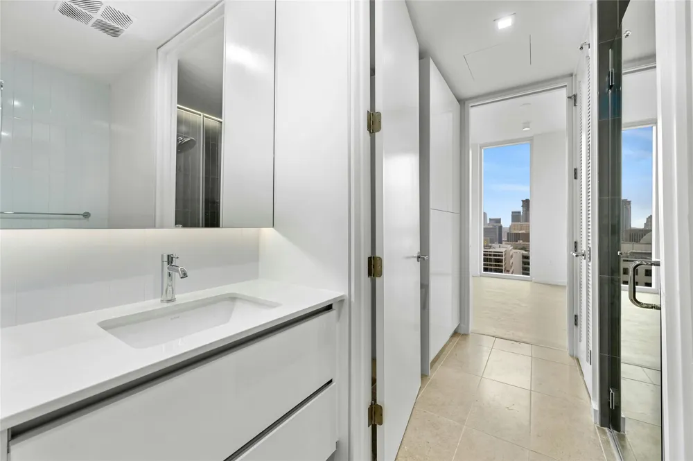 313 W 17th Street #2305 Austin, TX 78701