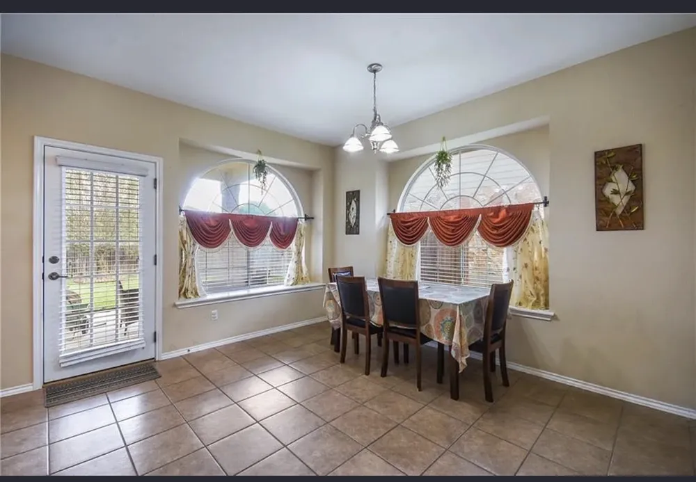 15504 Staked Plains Loop Austin, TX 78717