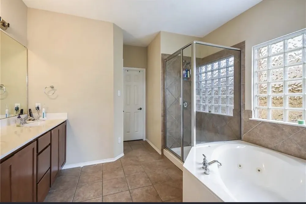 15504 Staked Plains Loop Austin, TX 78717