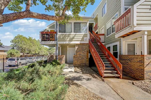 909 S Dawson Way #1