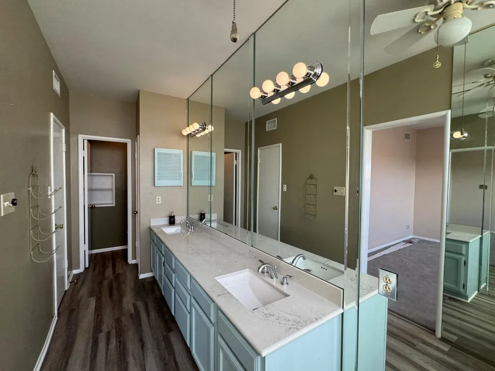 1306 Marina Bay Drive #209C Clear Lake Shores, TX 77565