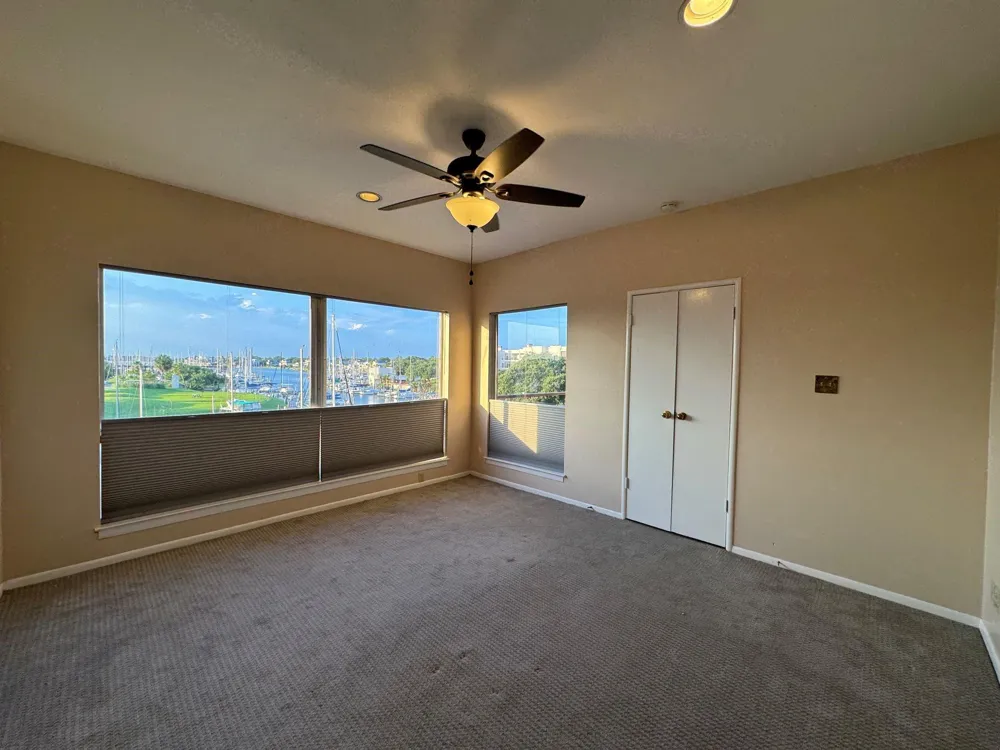 1306 Marina Bay Drive #209C Clear Lake Shores, TX 77565