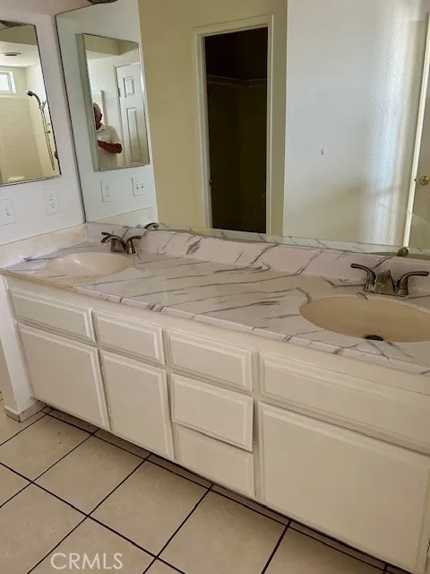 13735 Del Ray Desert Hot Springs, CA 92240