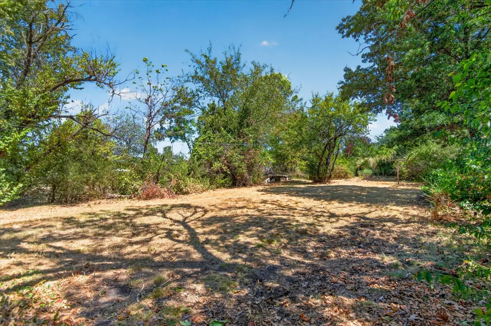 1812 S Armstrong Avenue Bartlesville, OK 74003