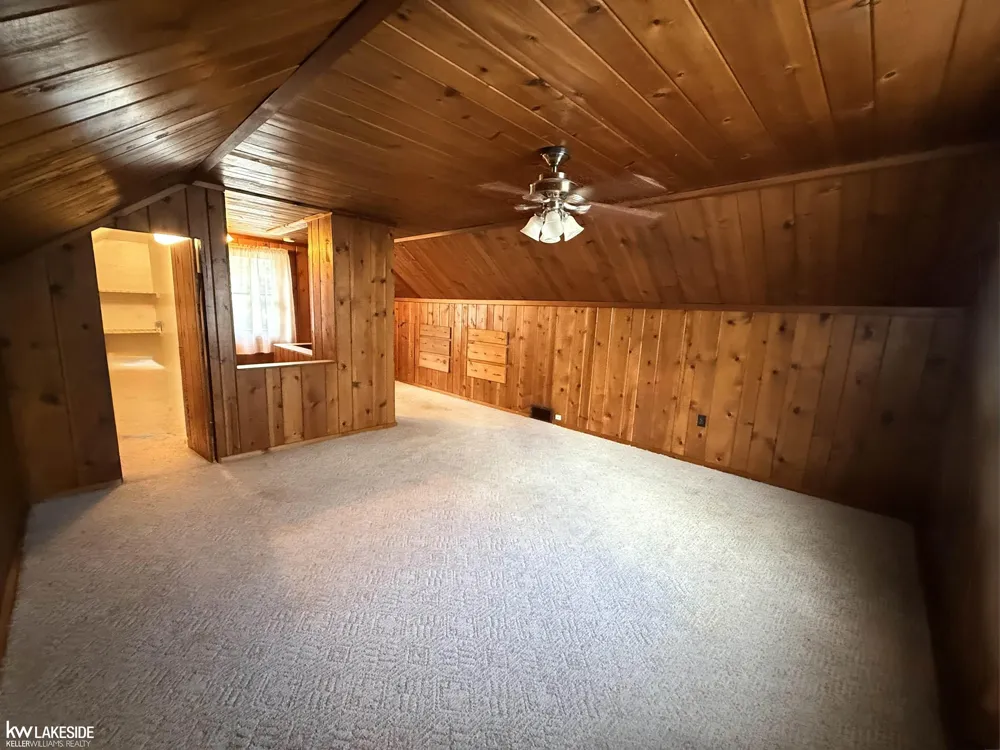 18674 Carlysle Street Dearborn City, MI 48124