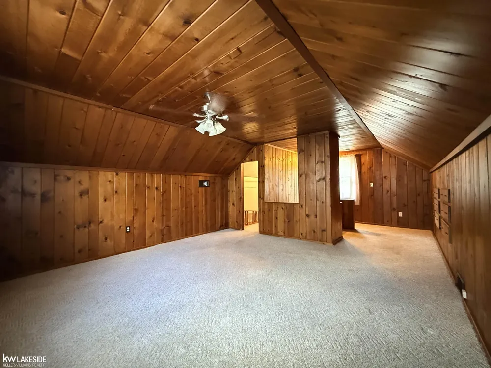 18674 Carlysle Street Dearborn City, MI 48124
