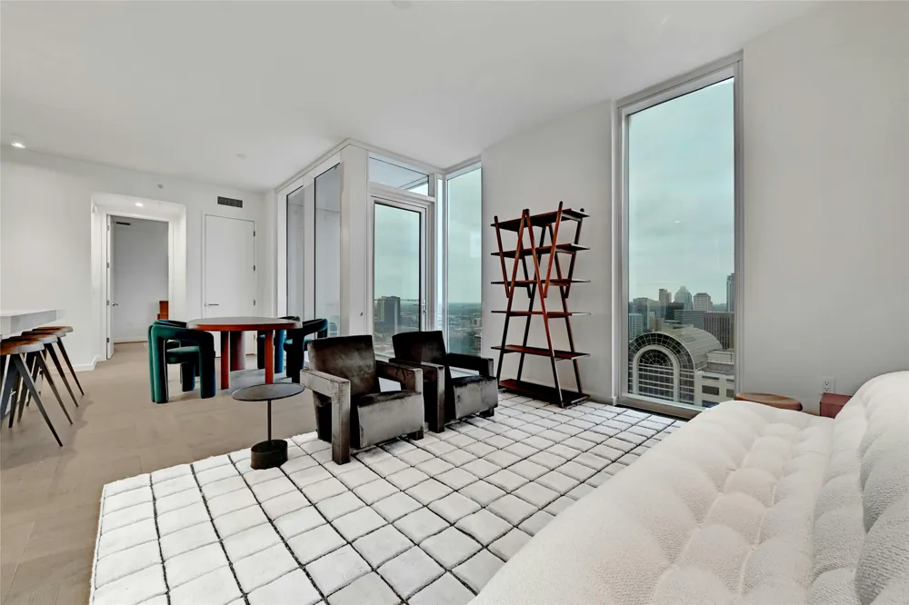 313 W 17th Street #2406 Austin, TX 78701