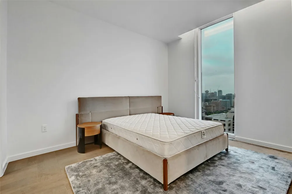 313 W 17th Street #2406 Austin, TX 78701