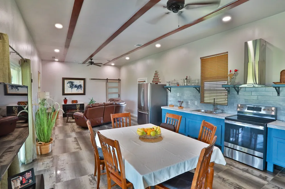 1556 Vz County Road 2128 Wills Point, TX 75169