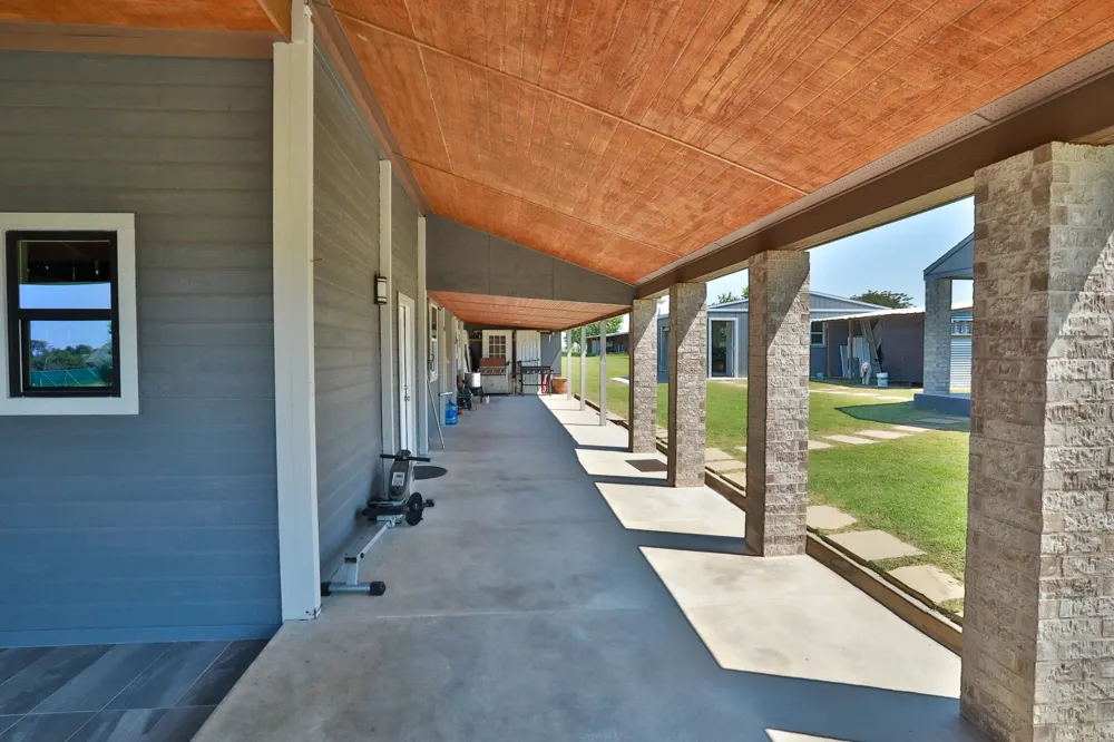 1556 Vz County Road 2128 Wills Point, TX 75169