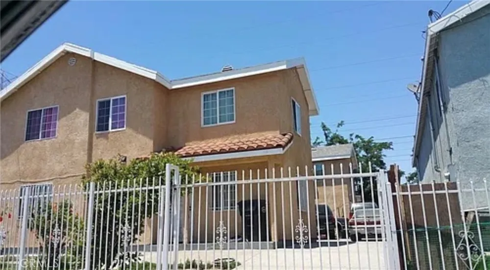 1755 E 92nd Street Los Angeles, CA 90002