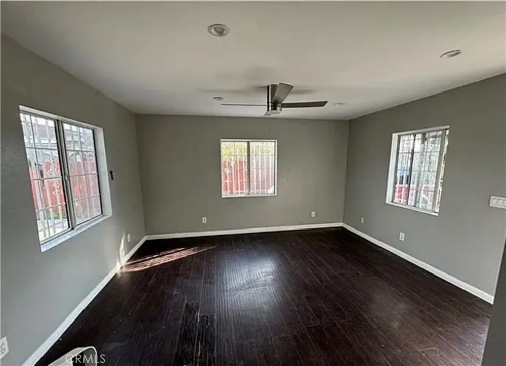 1755 E 92nd Street Los Angeles, CA 90002
