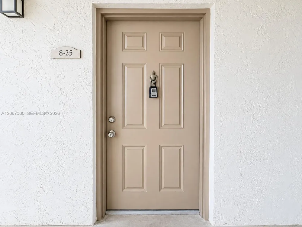 550 S Park Rd #25-8 Hollywood, FL 33021
