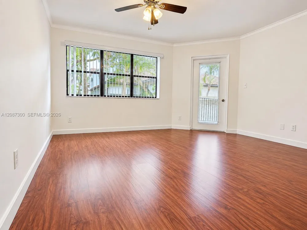 550 S Park Rd #25-8 Hollywood, FL 33021