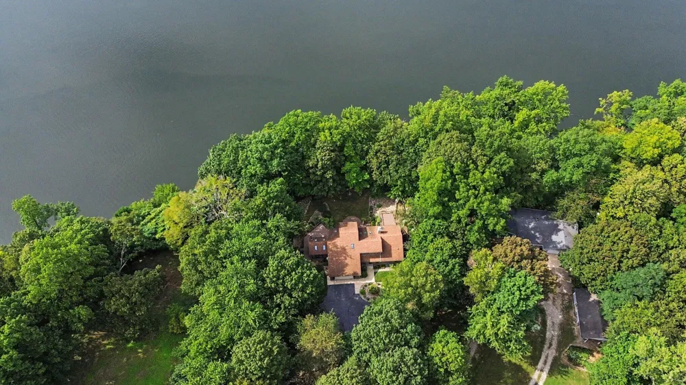 4245 Lake Chapin Berrien Springs, MI 49103